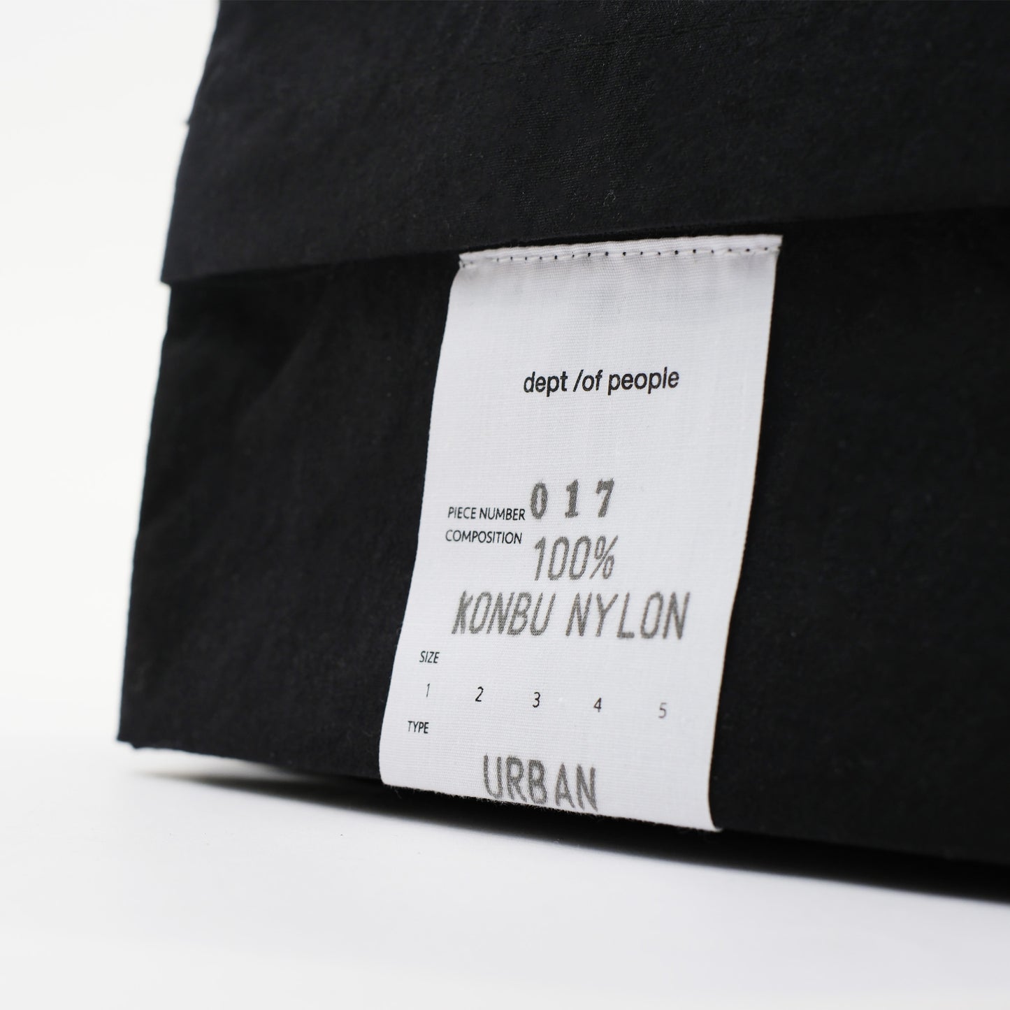 SUCB 017/ Urban Crossbody Bag