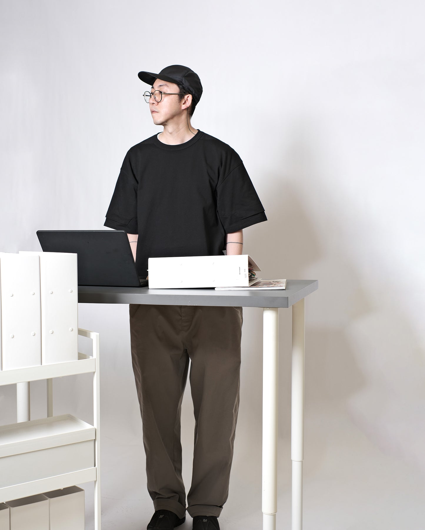 2DDT030 / 2 Details Daily Tee Black/White