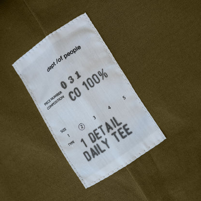1DDT031 / 1 Detail Daily Tee
