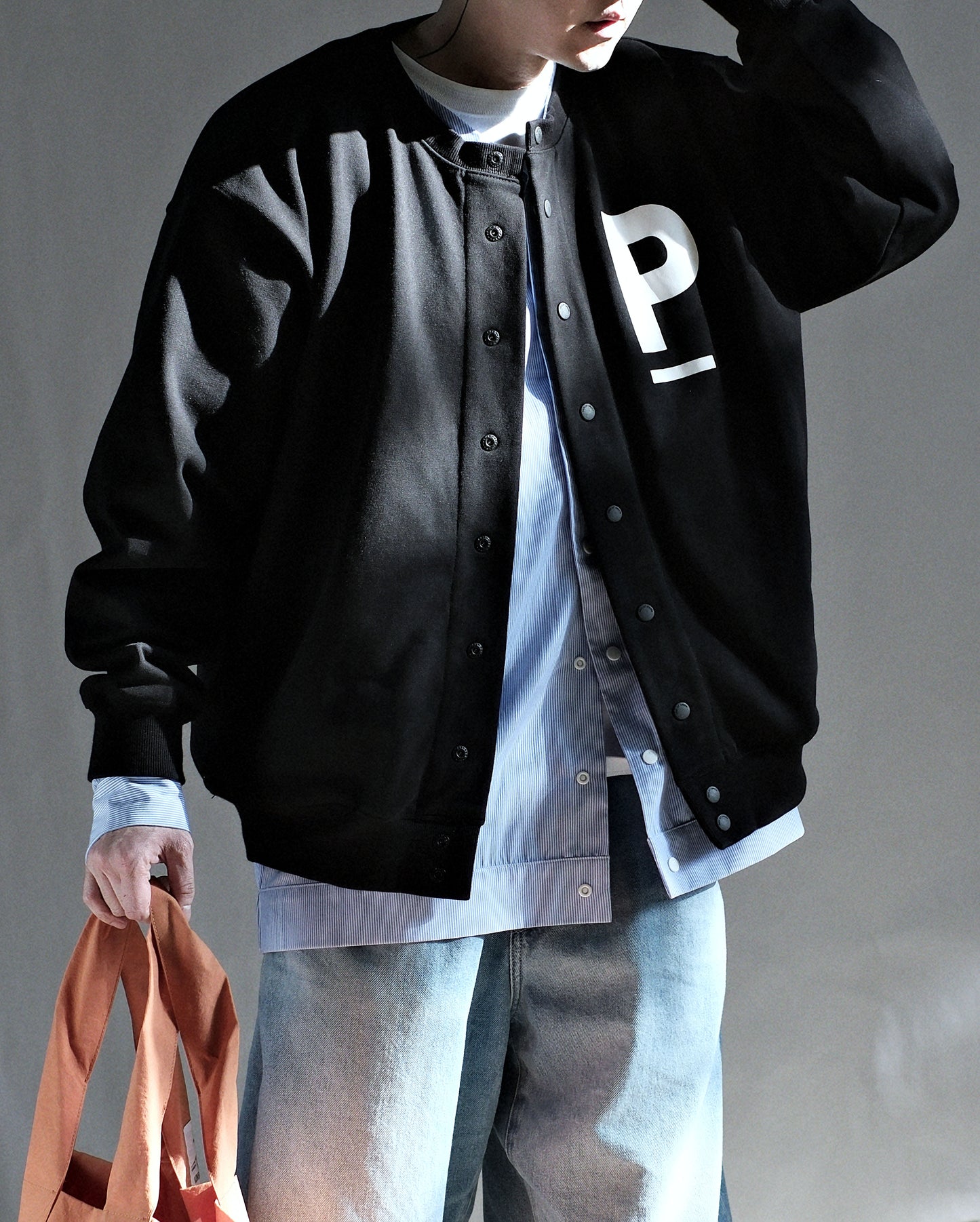 PVSS038 / P Varsity Sweat-Snap