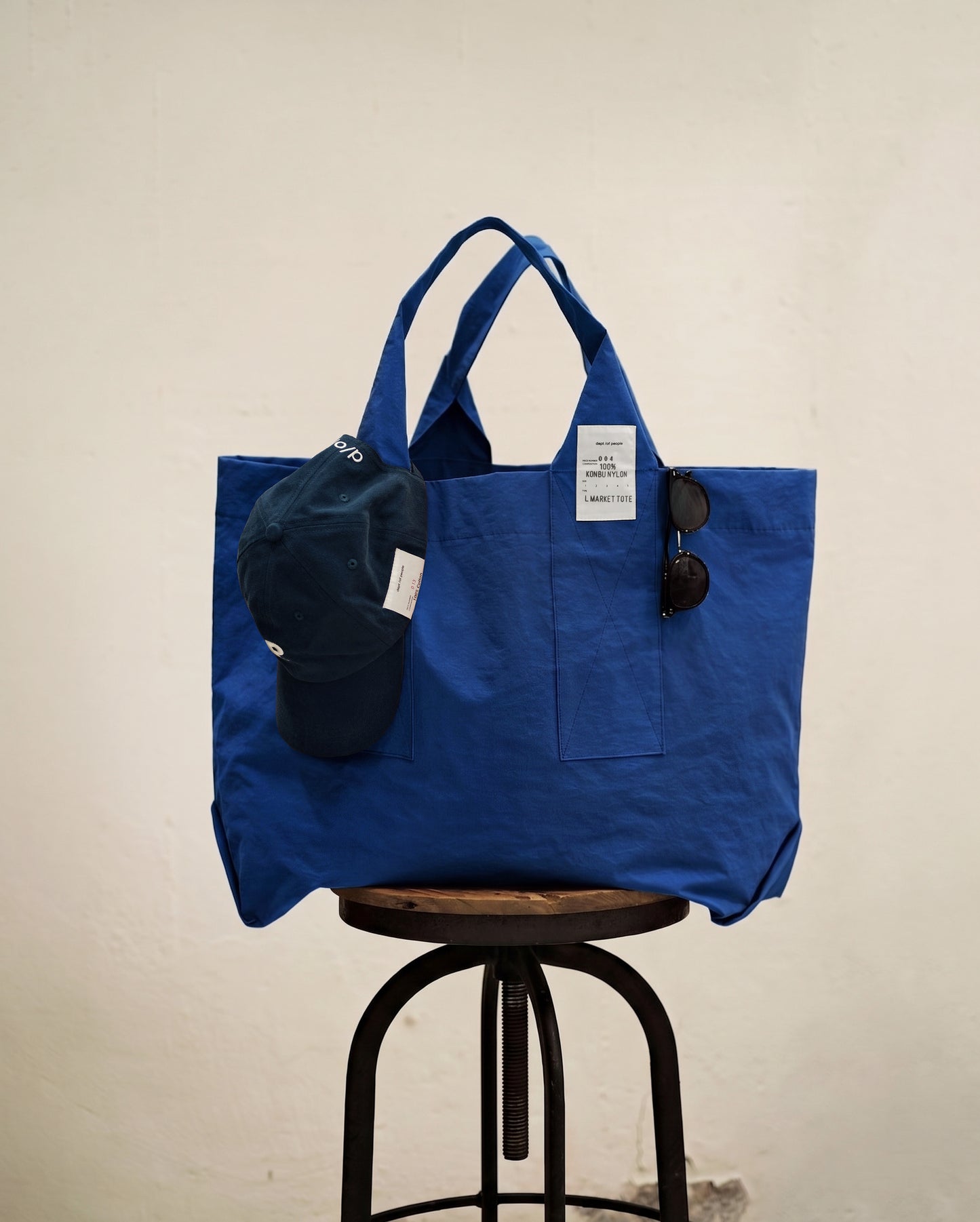 - LMT004 / Large Market Tote | Indigo