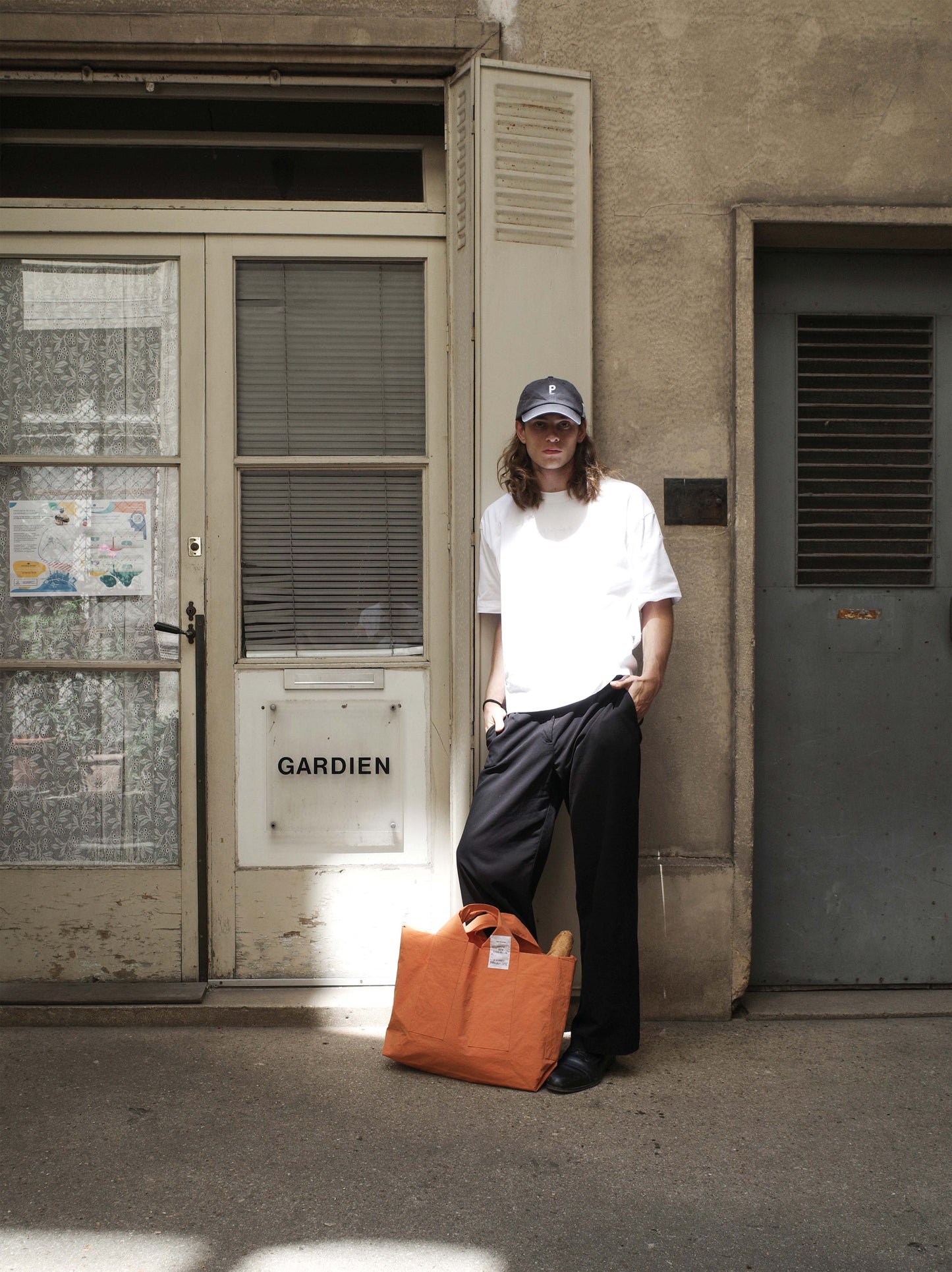 - MMT004S / Medium Market Tote Strap | Amberglow