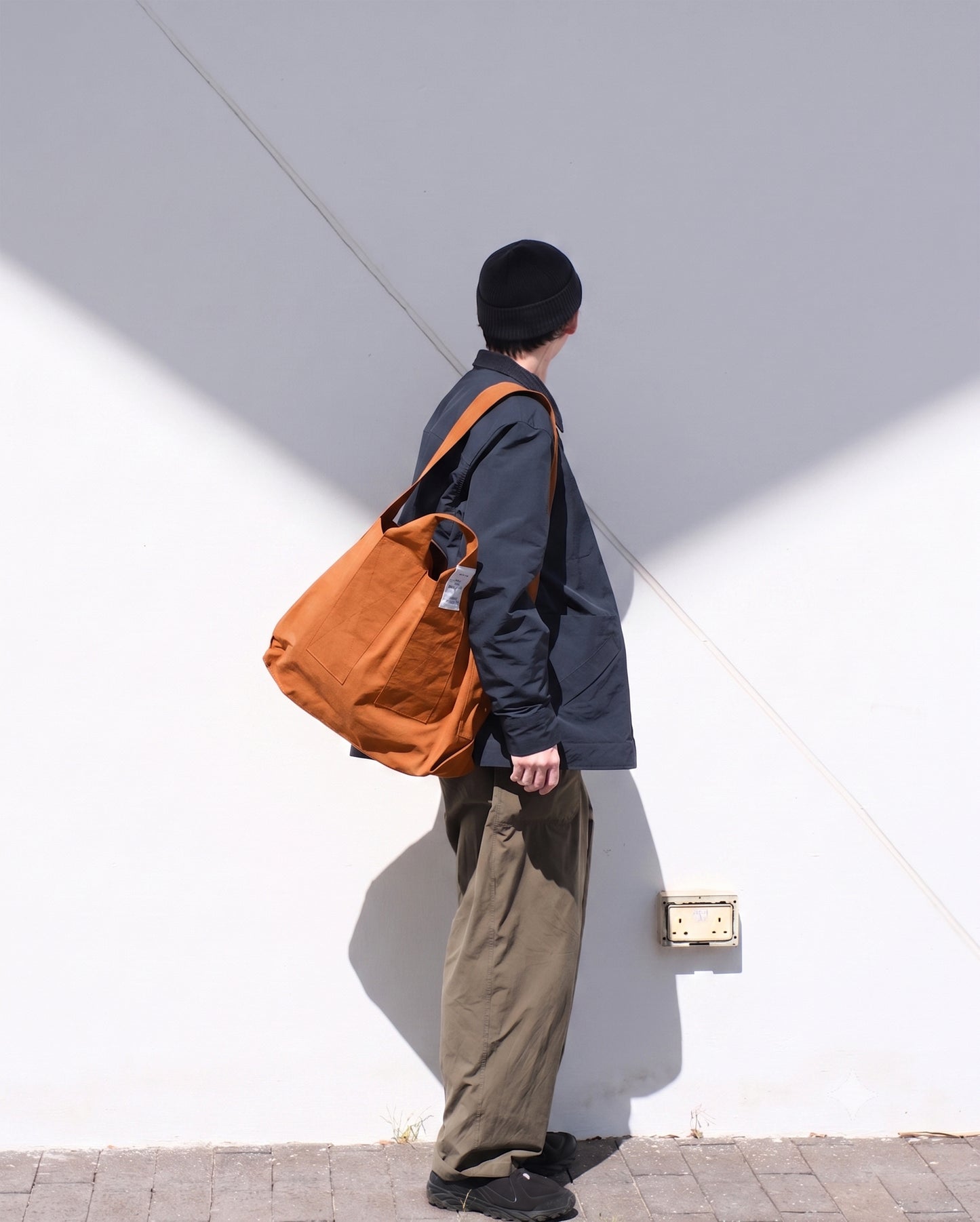 - MMT004S / Medium Market Tote Strap | Amberglow